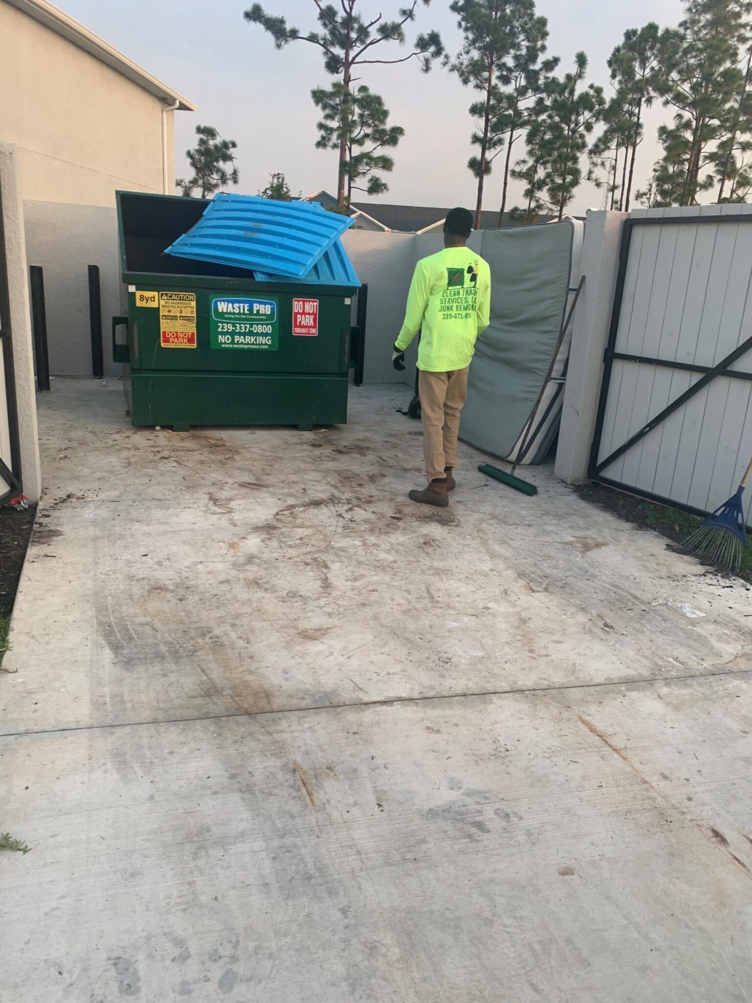 Clean Trash Services Junk Removal Fort Myers Garbage Pickup