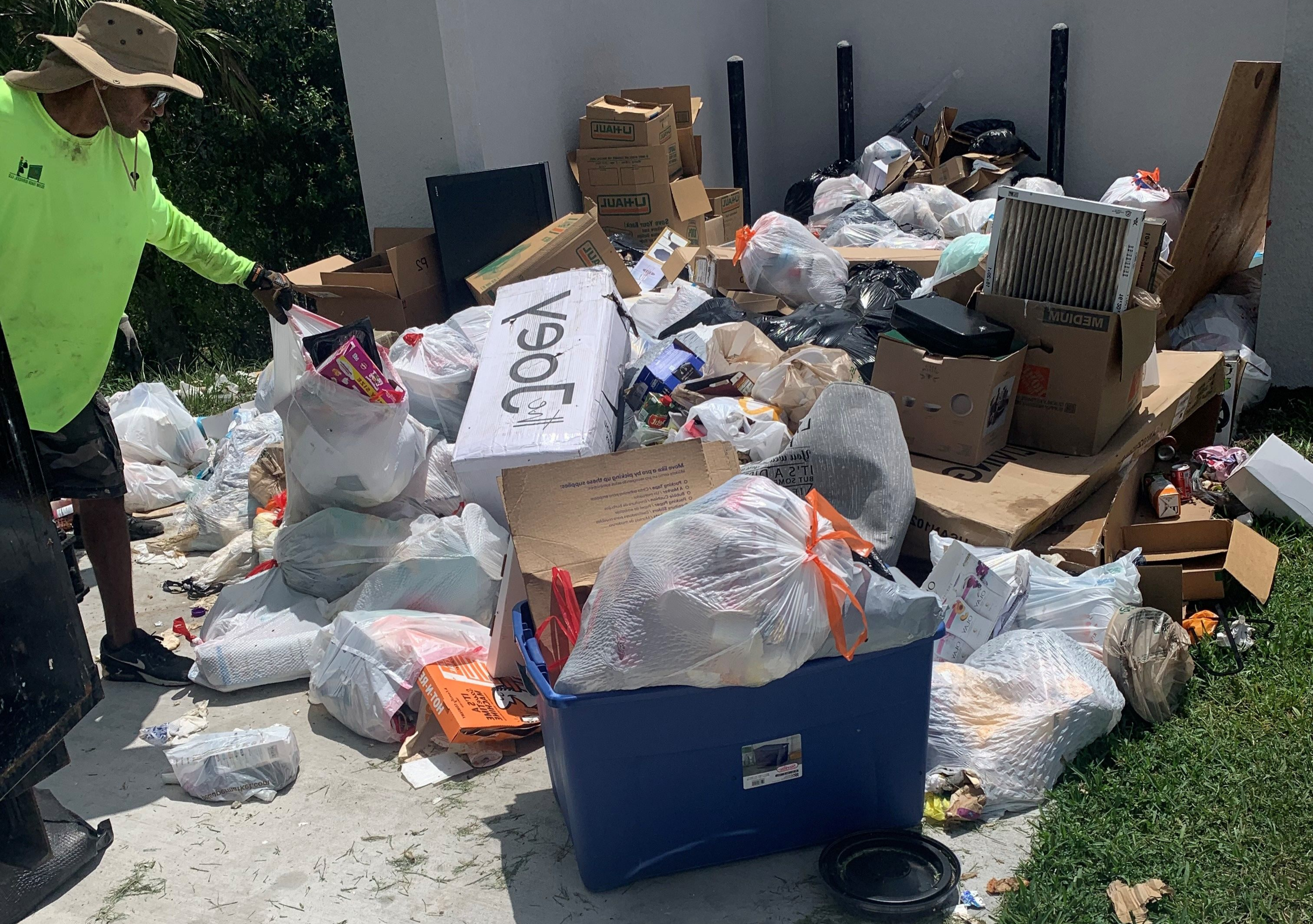 Garbage Disposal and Junk Removal Services 13 Cape Coral Garbage Pickup
